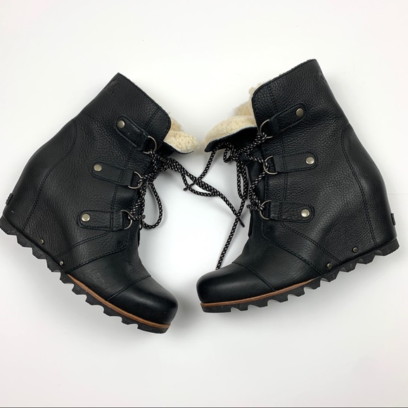 sorel joan of arctic wedge mid shearling